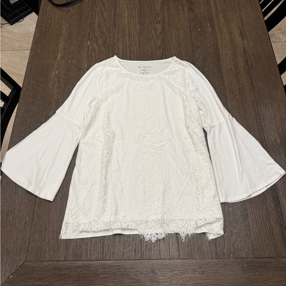 Chicos romantic White Lace Bell Sleeve Top size XL